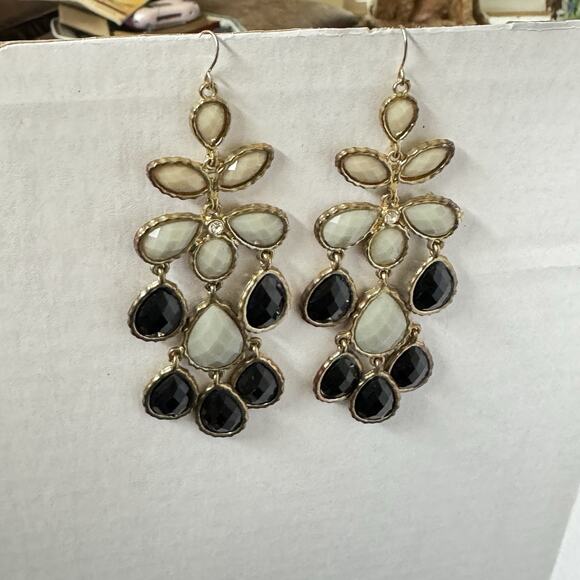 Unbranded Jewelry - Boho Peacock Style Greyish Cream and Black Dangle Drop Earrings Pierced